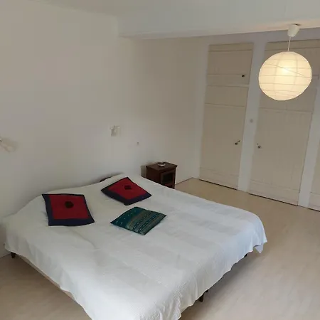 Maison Proche Centre Apartment *
